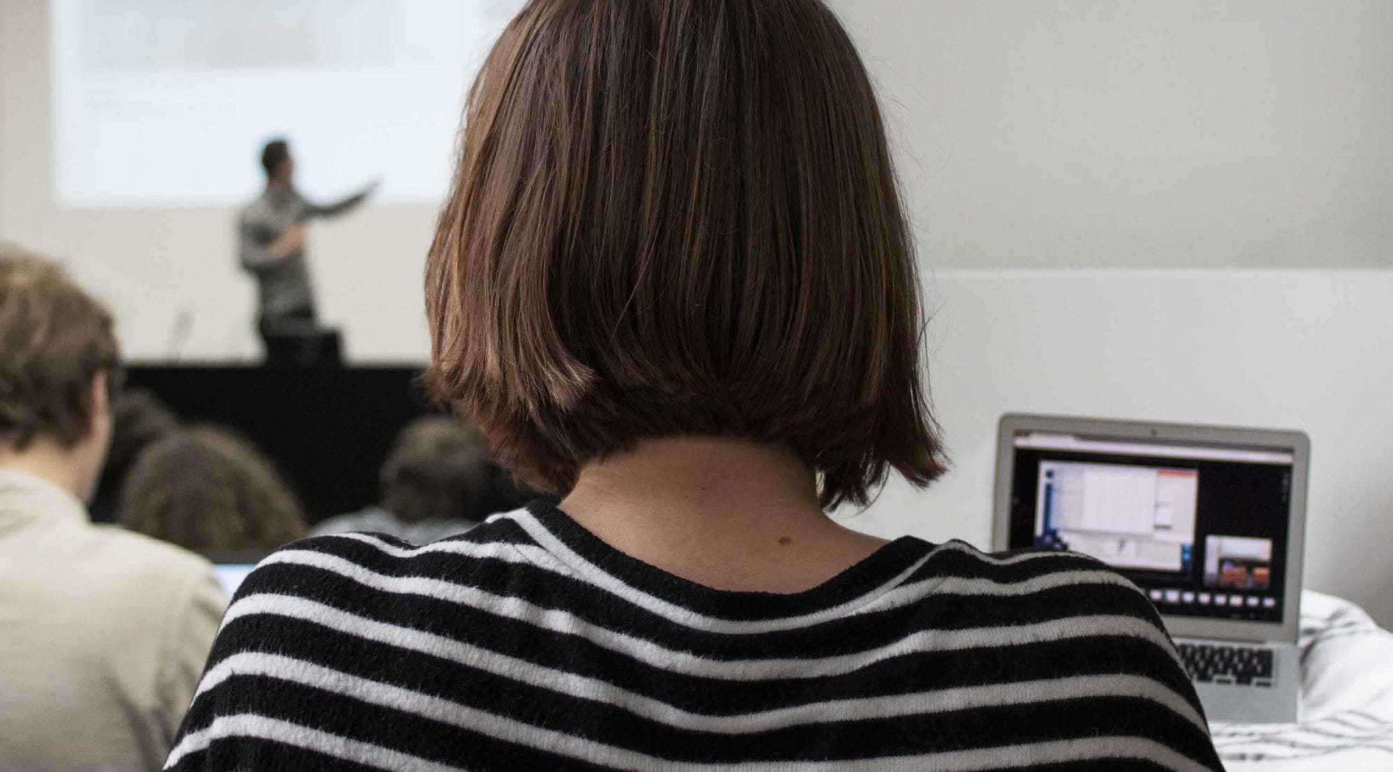 blijf bij de (video)les