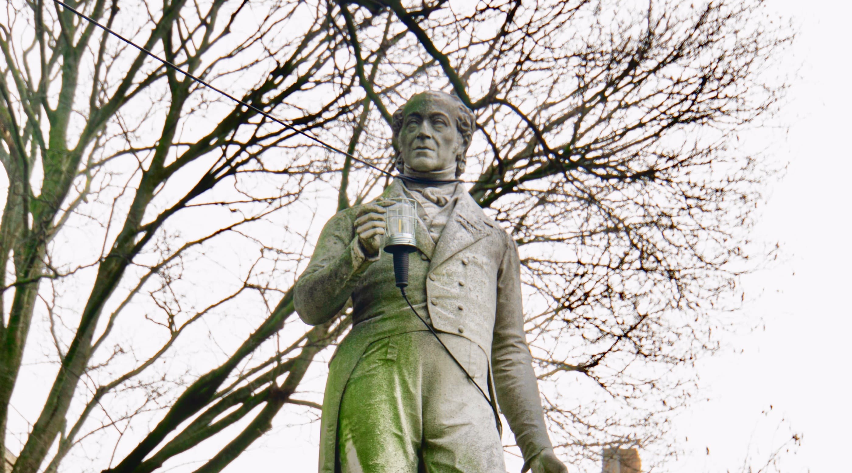 wie niet weg is, is gezien