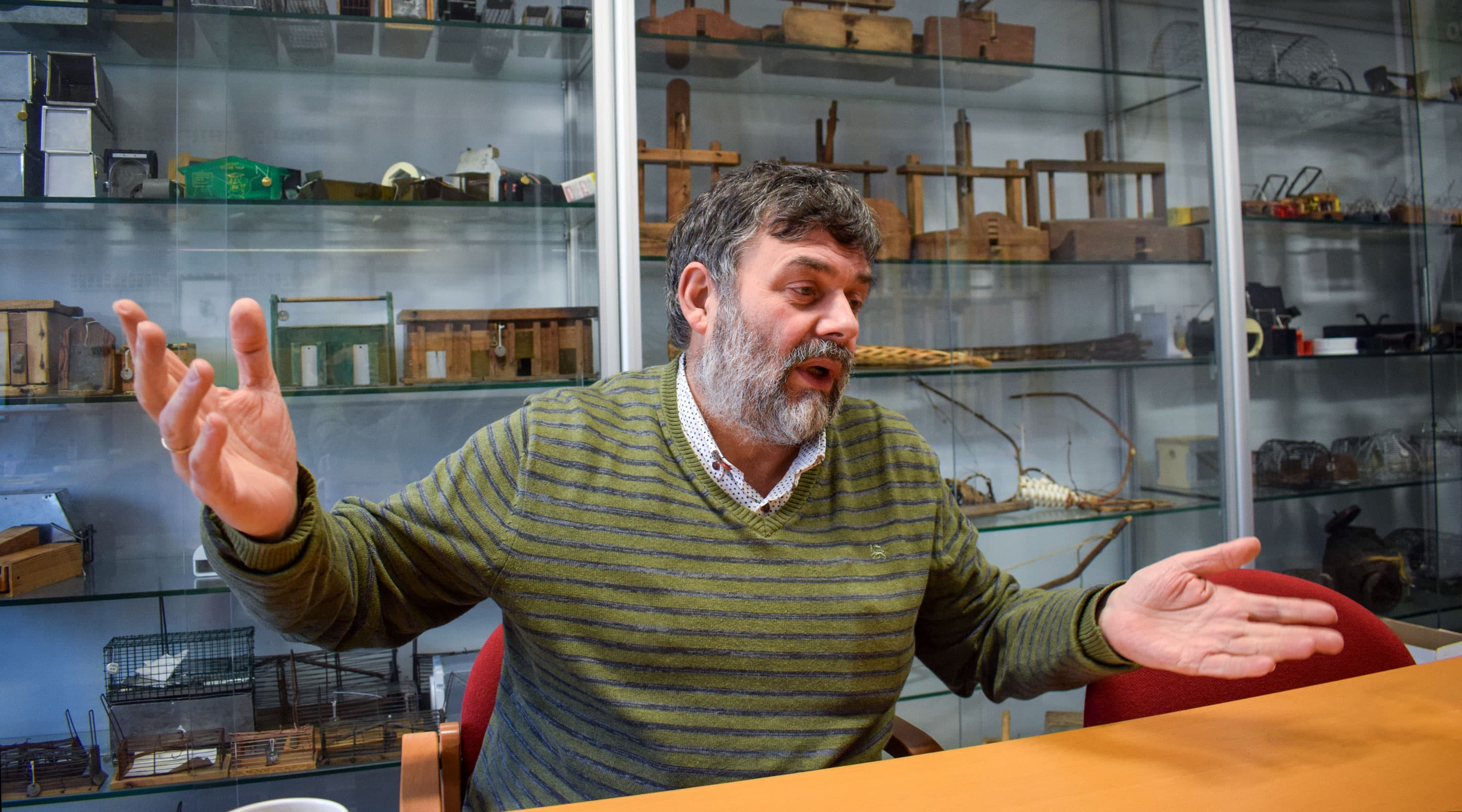 HET GROTE VERGELIJKEND KANDIDAAT-RECTORENONDERZOEK: HERWIG LEIRS