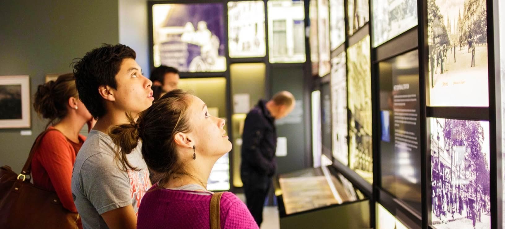 “Ze komen niet vanzelf naar het museum.”