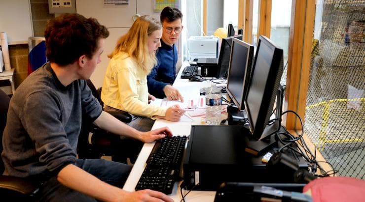 wat gebeurt er in het sportkot?