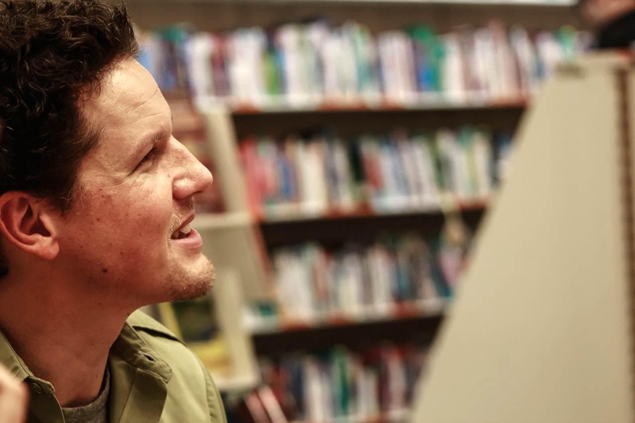 De keizer heeft geen kleren aan!